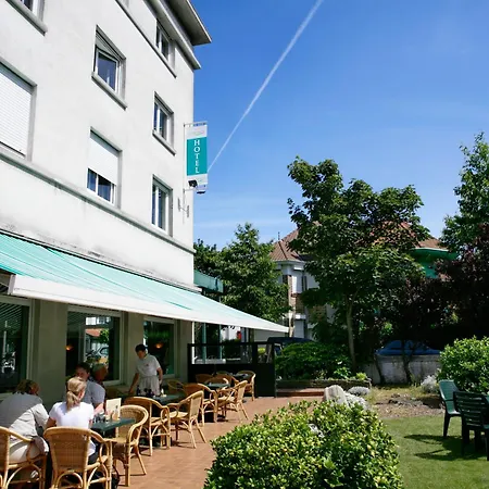 Отель Parkhotel